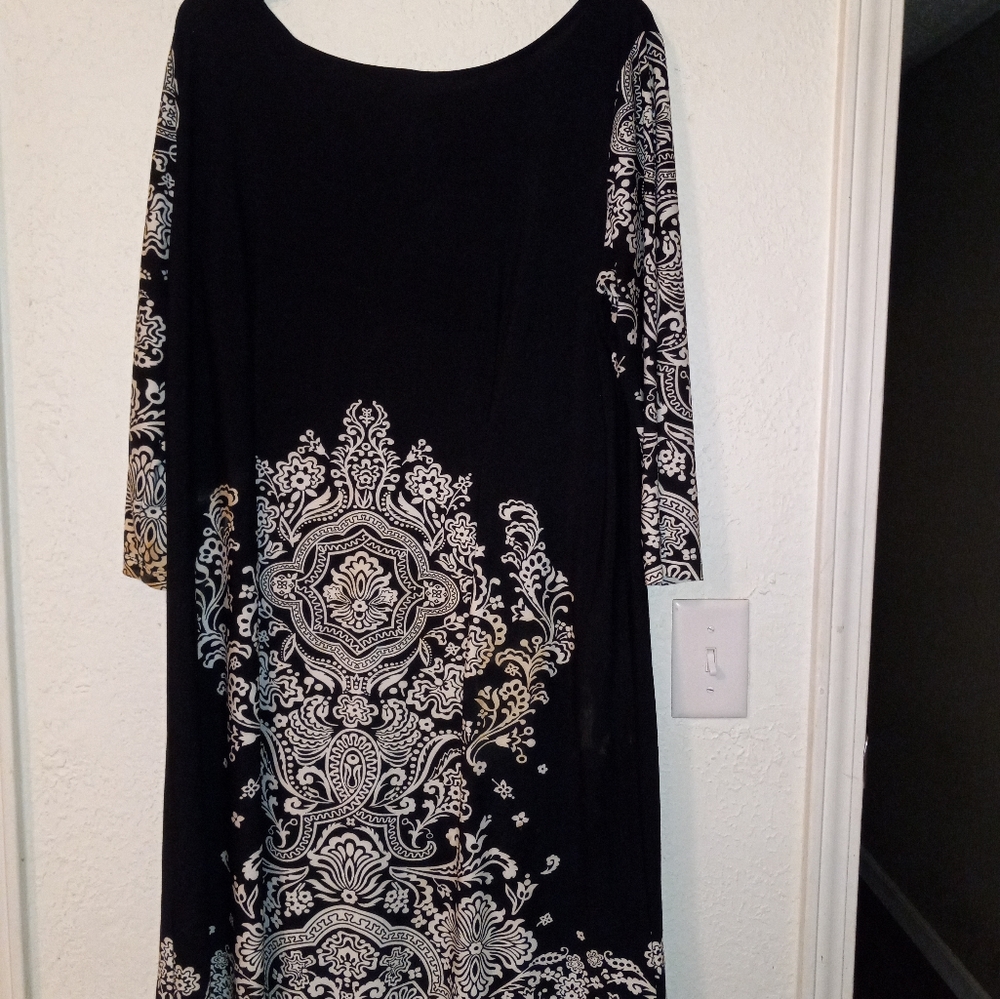 Forever Woman Plus Size Dress - Picture 6 of 7